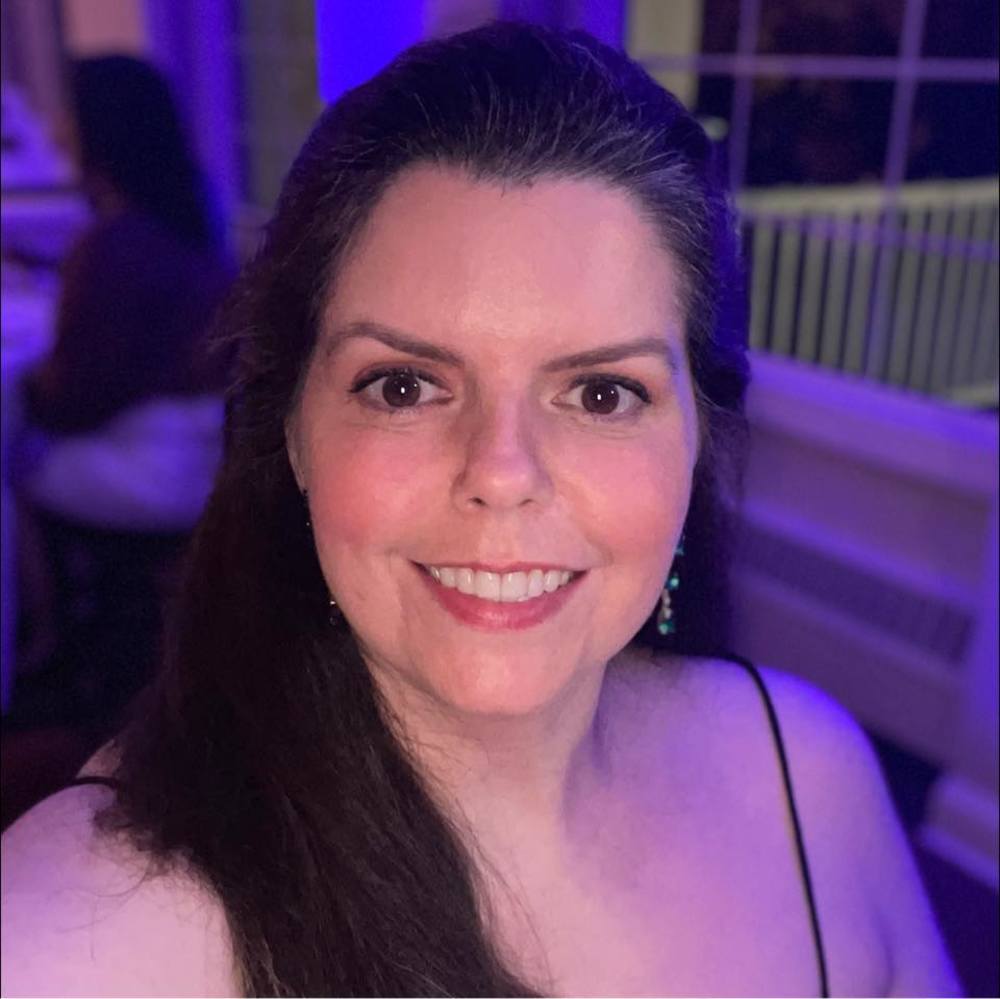 Meet your Posher, Crystal